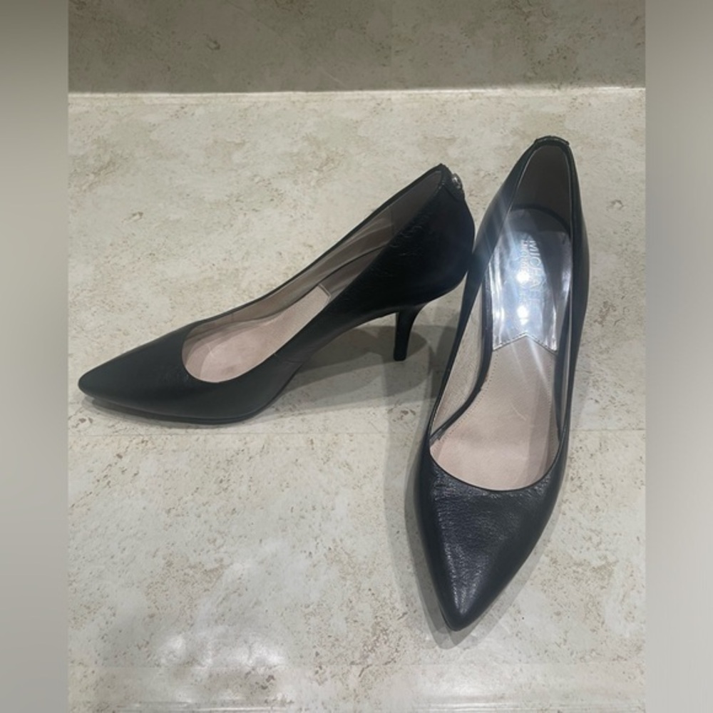 Michael Kors size 8.5M shoes